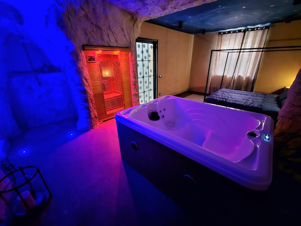 Hotel 43