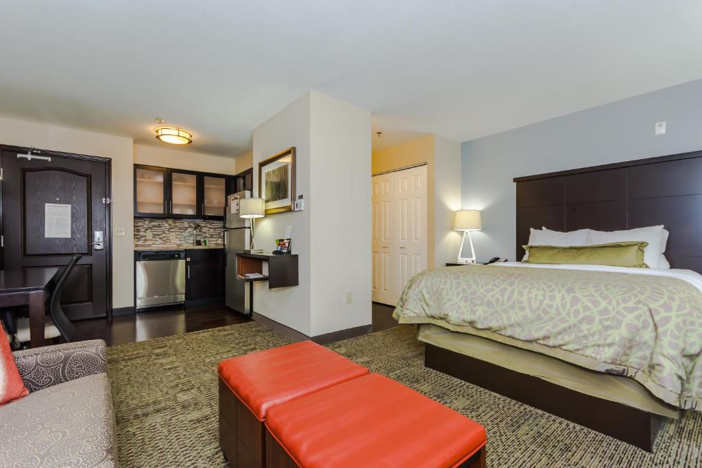 Staybridge Suites Grand Forks, an IHG hotel
