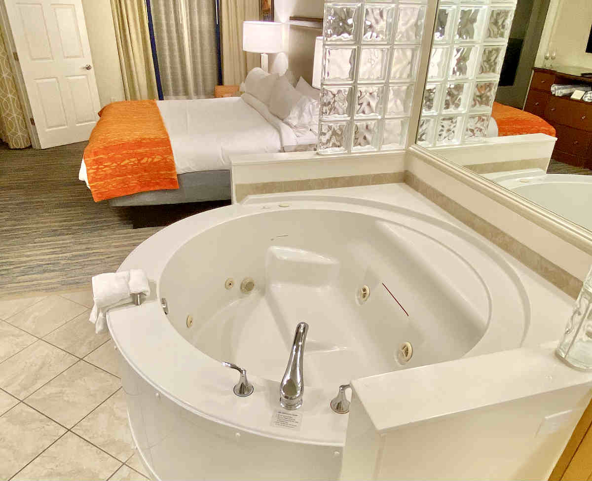 Richmond Inn & Suites, Trademark Collection by Wyndham